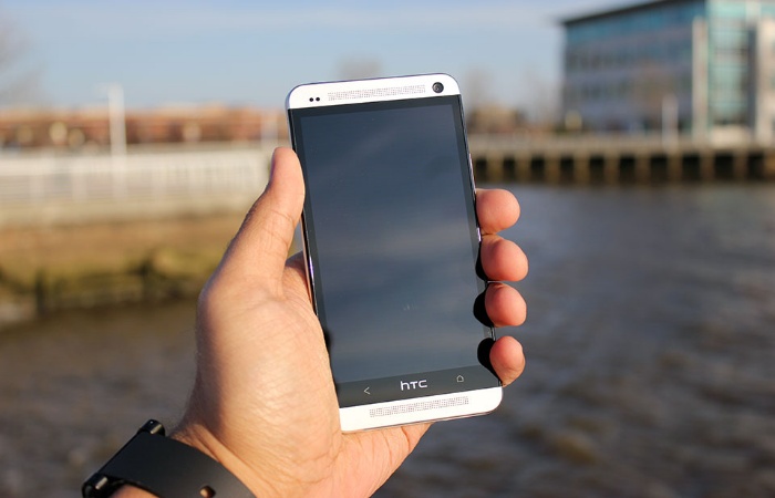 HTC-One-4